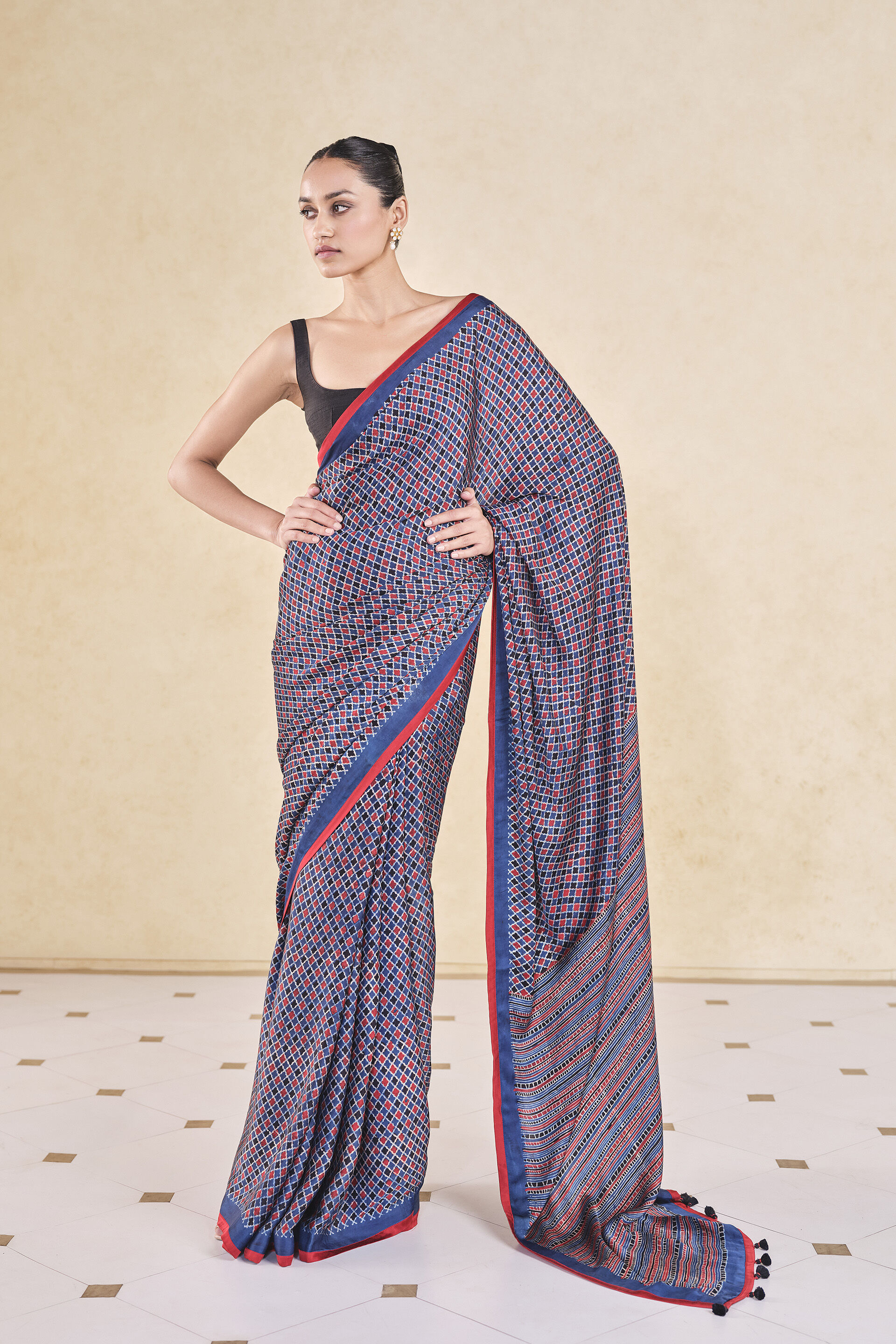 Anita dongre saree price clearance